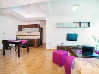 Апартаменты Apartments Raymond Свети-Стефан Апартаменты с 1 спальней и балконом-3